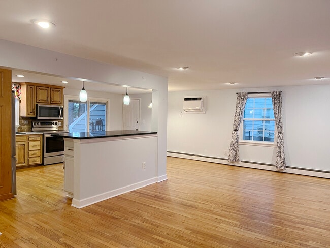 101 Olcott Dr