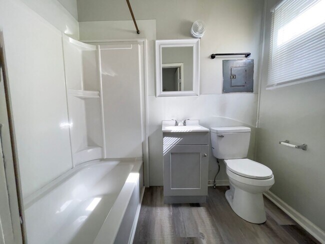 Photo - PRELEASING for AUGUST! Close to Campus Unit 216E