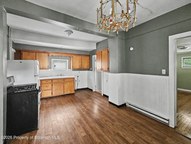 Photo - 310 21st Ave
