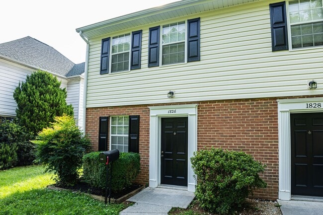 Photo - 1826 Belleville Rd SW