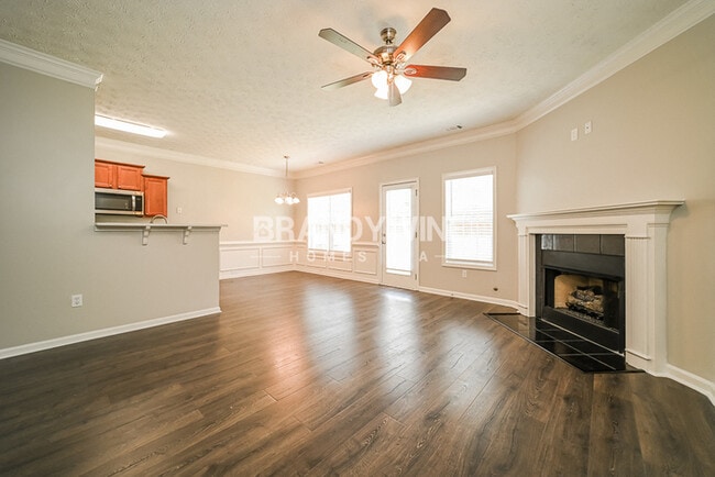 Photo - 3811 Roses Trail