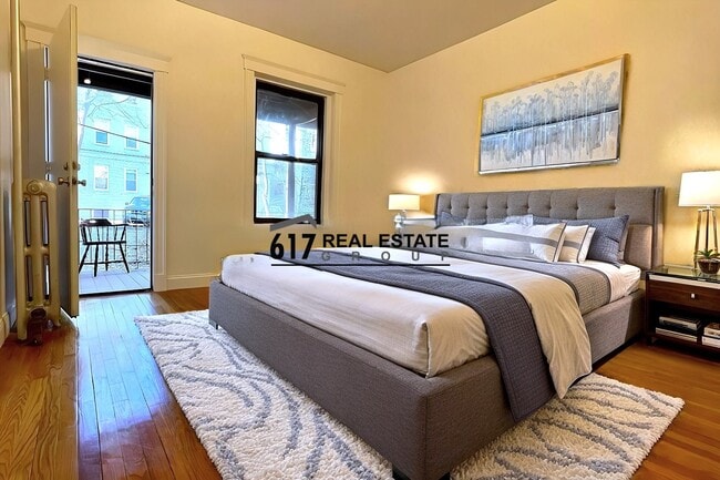 Photo - 17 Cummings Rd Unit 4