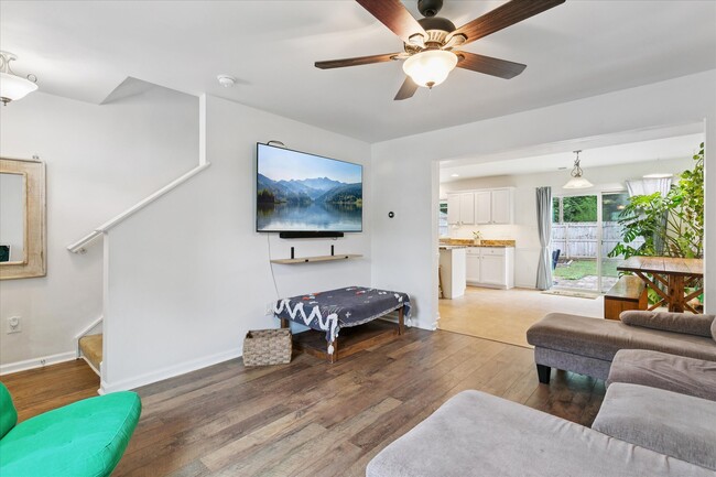 Photo - 104 Emma Rose Ct