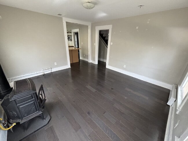 Photo - Bright & Spacious 3BR Second-Floor Apartment in Convenient Rochester Location
