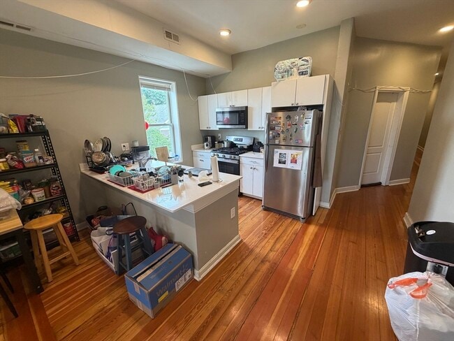 Photo - 301-305-305 Dudley St Unidad 6