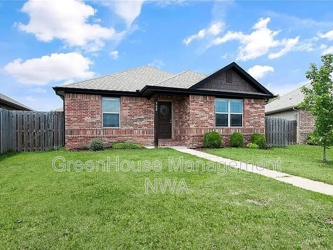 Photo - 702 SW Willowpoint Rd