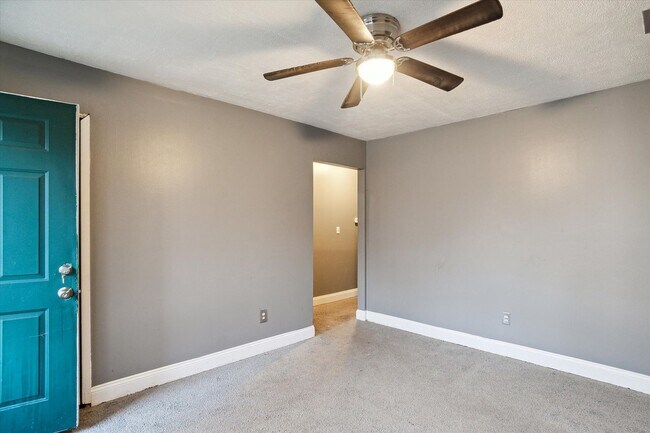 Photo - $1,300 - 3 bedroom 1 bath