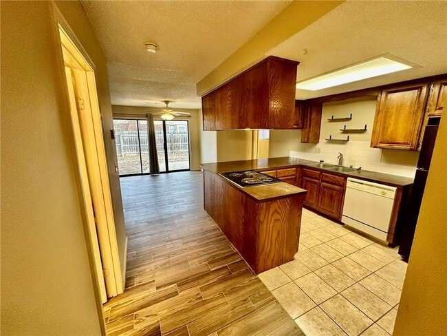 Photo - 3507 W Beechwood Dr