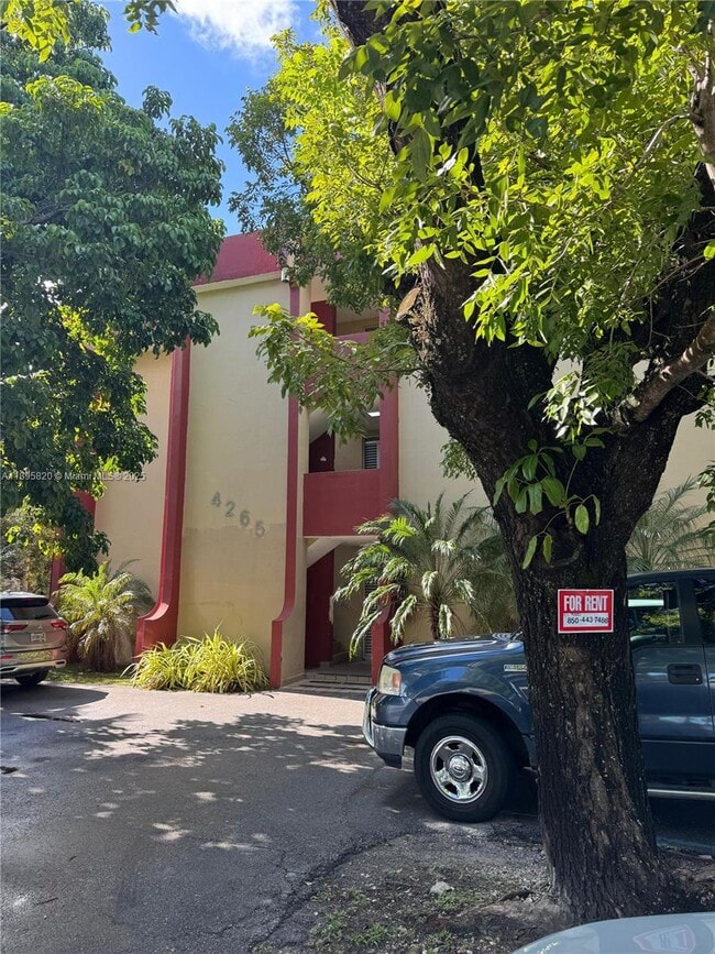 Building Photo - 4265 NW S Tamiami Canal Dr Unit 1-214