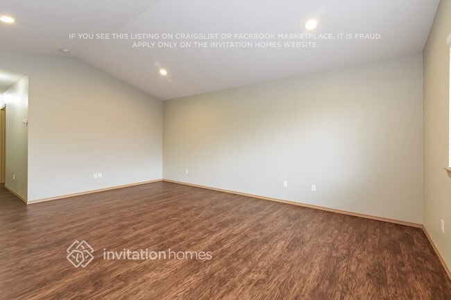 Photo - 18133 96th Ave E