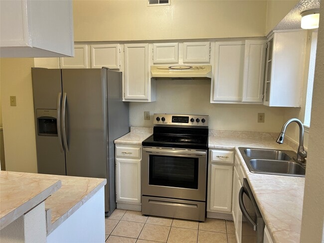 Photo - 12500 Brookglade Cir