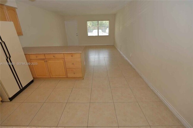 Photo - 1120 102nd St Unit 6