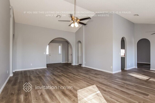 Photo - 4501 N 106th Dr