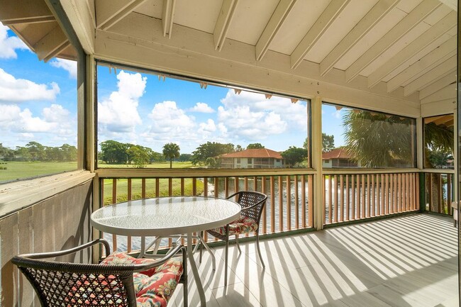 Building Photo - 655 Brackenwood Cove Rental