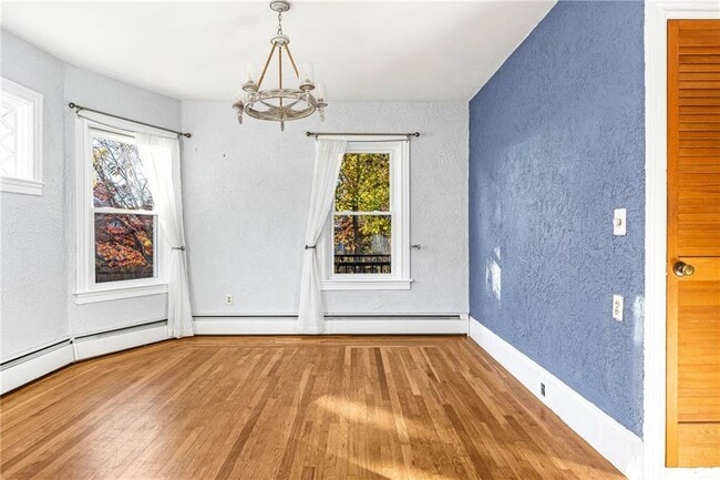 Photo - 12 Lookout Ave