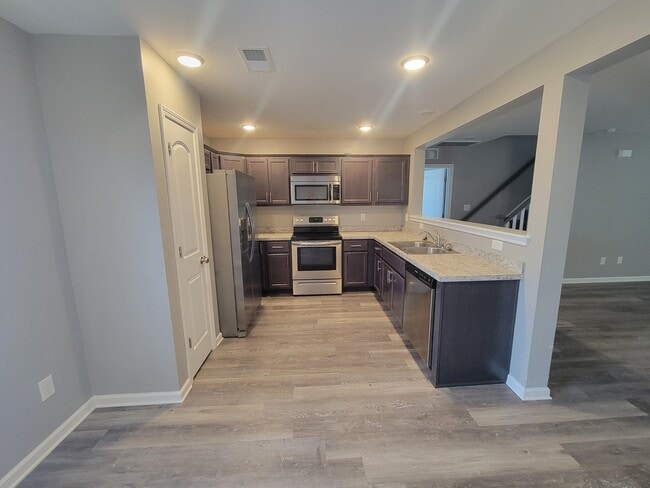 Photo - 2324 Case Wy