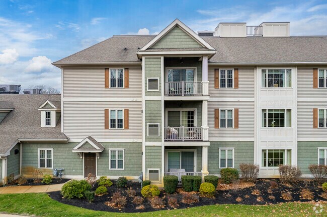 Photo - River Village Condominium