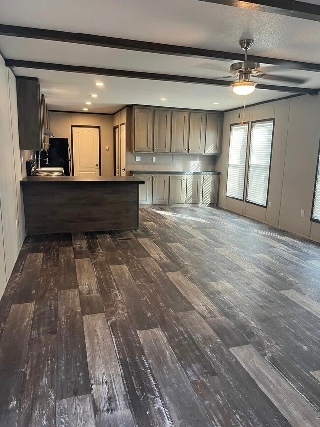 Photo - 117 Peggy St