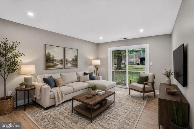 1807 Silver Ct
