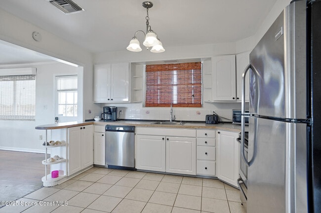 8515 S Hwy A1A