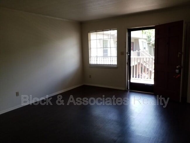 Photo - 3828-J Country Club Road