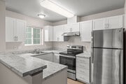 2 Bed 2 Bath Deluxe - 990 Sq Ft