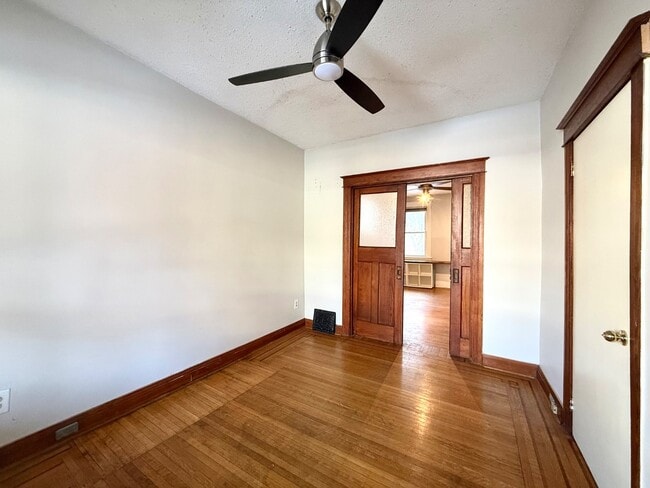 Photo - 12 Senator Ave