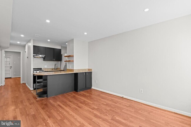 Photo - 2517 P St NW Unit 1