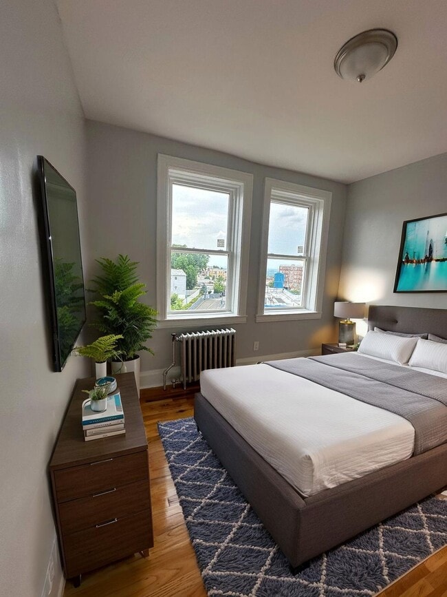 912 90th Street Apartments