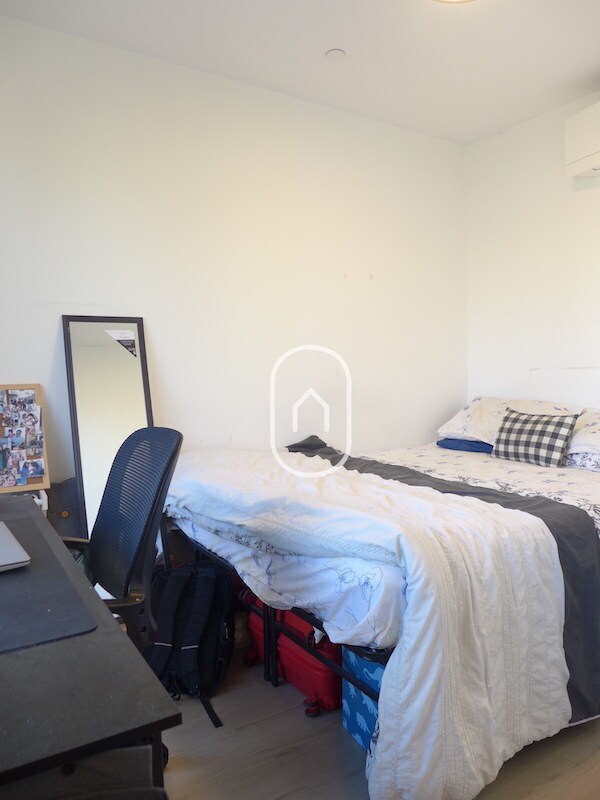 Photo - 2817 Washington St