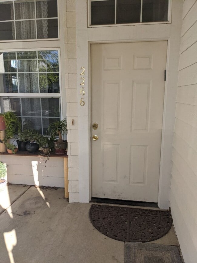 Photo - 3 Bed 2.5  Bath House in South Davis