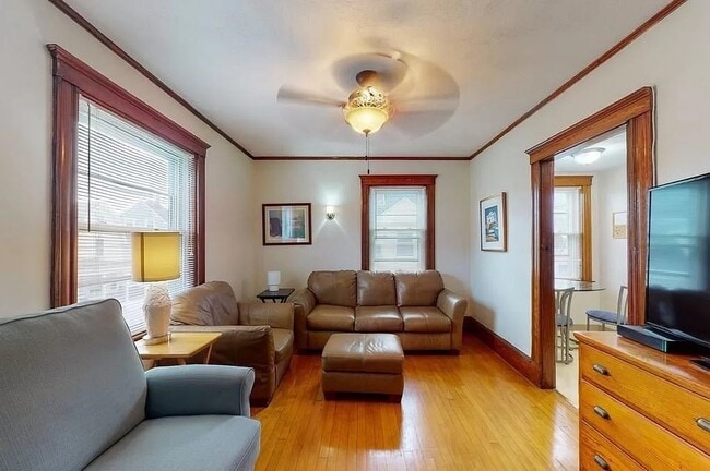 Photo - 18 Tewksbury St Unit 2