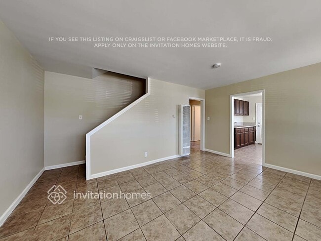Photo - 12807 Woodridge Ave