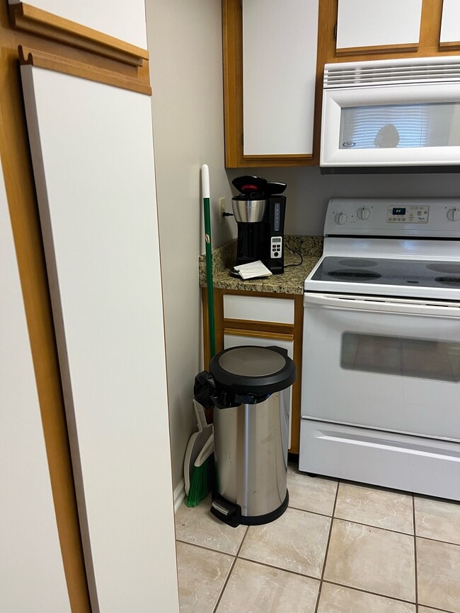 Photo - 4738 Westwind Ct