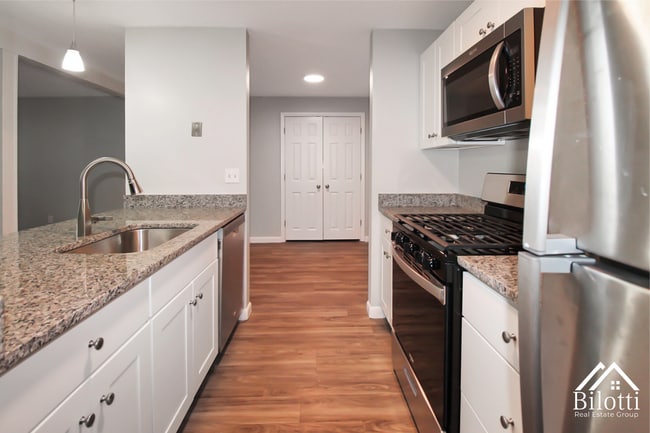 Photo - Pocasset Village