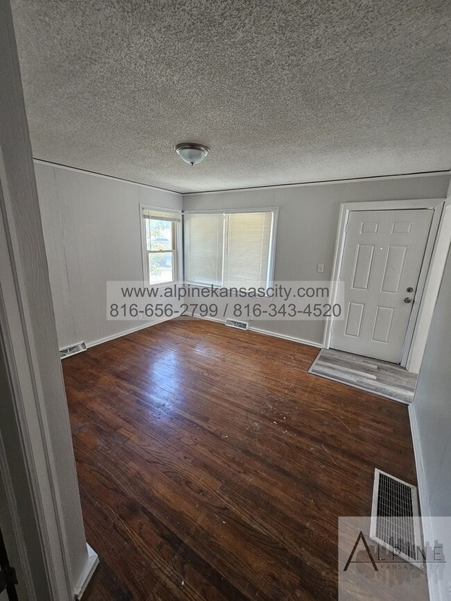 Photo - Home in NE with HUGE Primary Bedroom! Vouchers OK