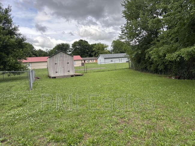 Photo - 1140 Timothy Ave
