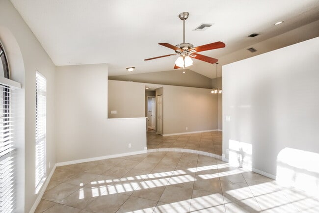 Photo - 487 SW 169th Terrace