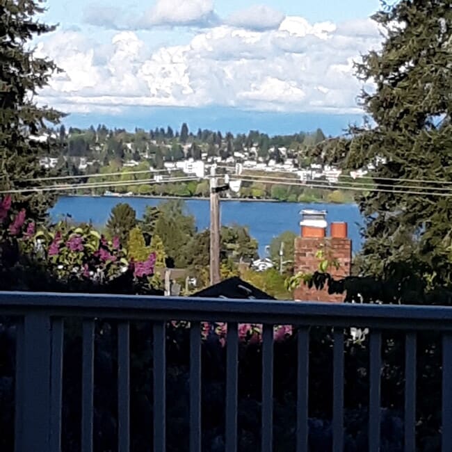 Building Photo - 412 N 67th St Unit 1