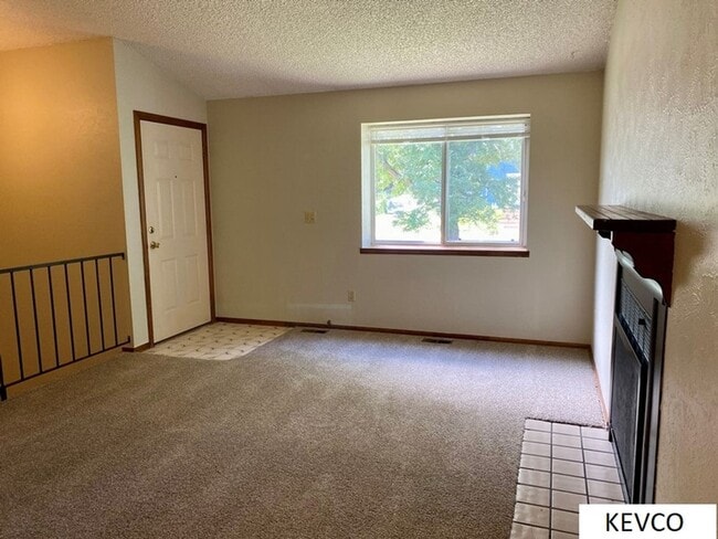 Photo - Huge House, Perfect Layout for Roommates!