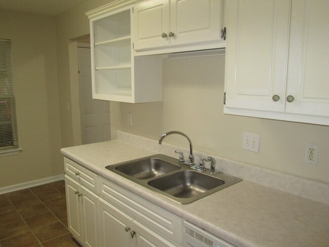 Photo - 413 Northrop Pl