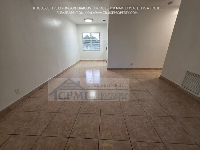 Photo - 100 SW 10th St