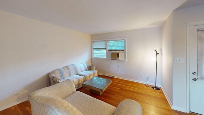 Photo - 130 Apple Tree Rd Unit B