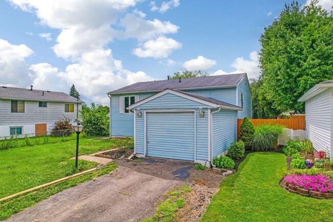 Photo - 3747 Christie Rd W