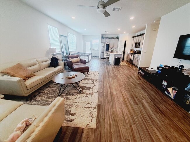 Photo - 7700 Linnie Ln
