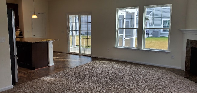 Photo - 118 Peck Ln