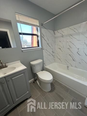 Photo - 212 N Oaks Blvd