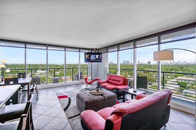 Photo - 1720 Harrison St Unit 12a