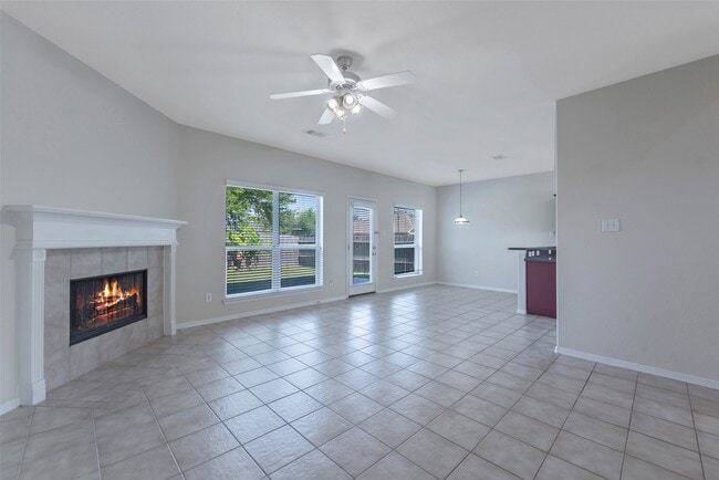 Photo - 131 Sunset Falls Dr