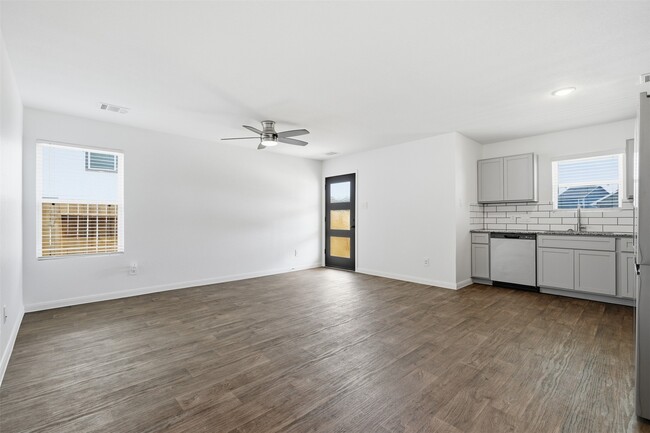 16467 Jasmine Marie Pl